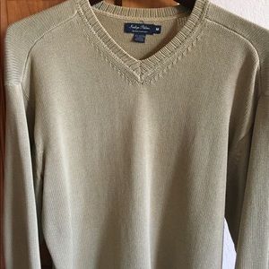 Tommy Bahama sweater